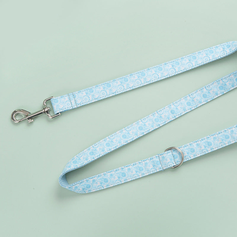 Stylish Paisley Pet Collar And Leash Set With Bow