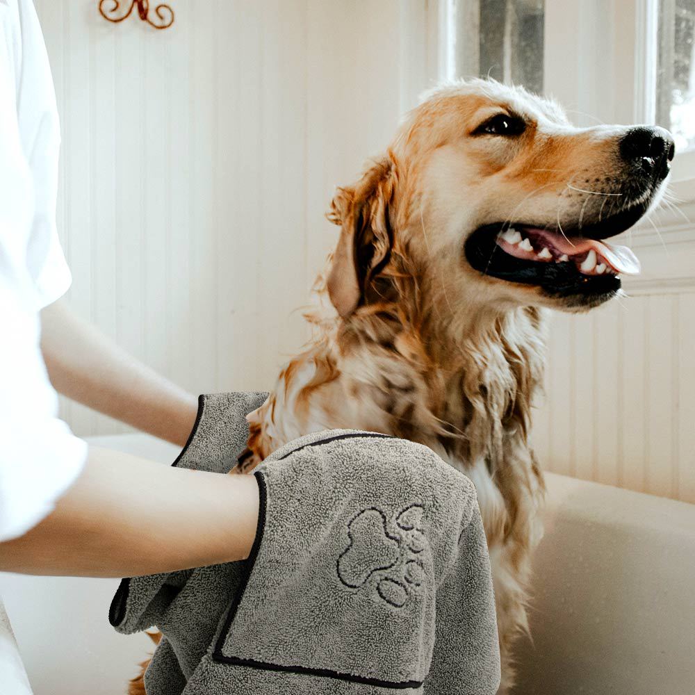 Super Absorbent Pet Bathrobe Towel For Quick Drying Comfort