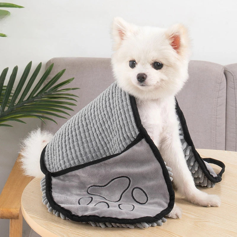 Pet Absorbent Quick Dry Microfiber Bath Towel With Hand Pockets