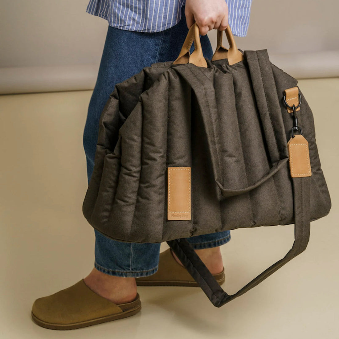 Pet Lightweight Waterproof Carrier Bag For Travel